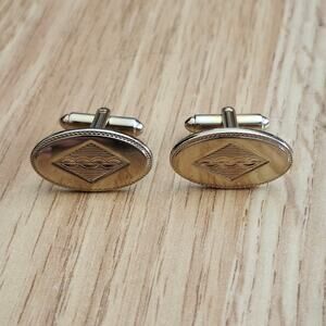 Shields Mens Gold Tone Oval Cufflinks Engraved Geometric Diamond Chain Border